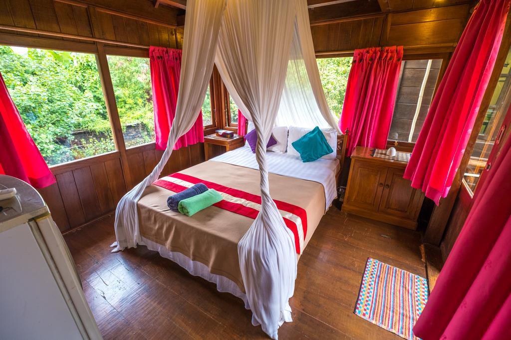 Hotel Easy Surf Dacha Canggu Exterior foto
