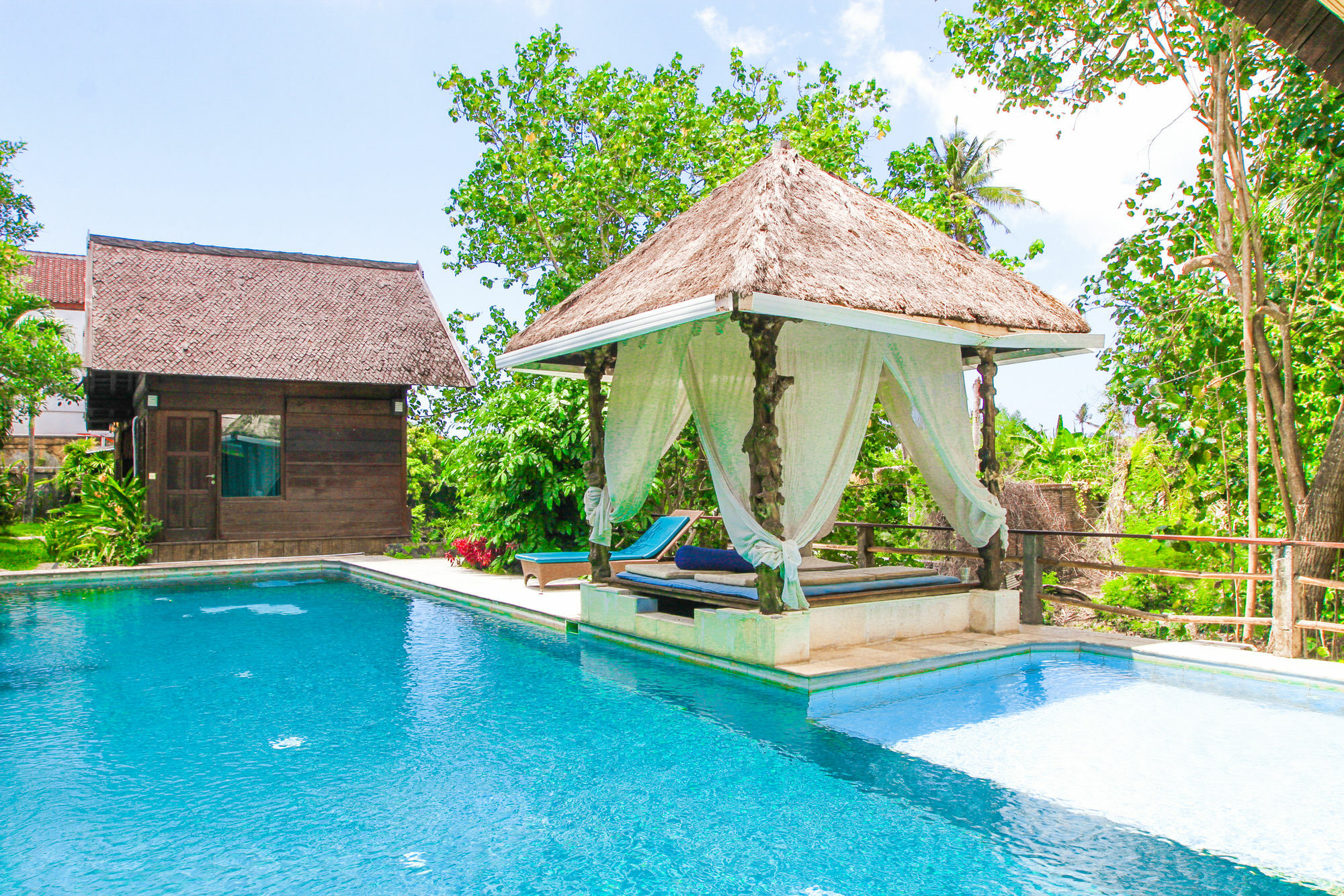 Hotel Easy Surf Dacha Canggu Exterior foto